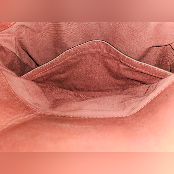 Chloe Heloise Large Satchel - Picture 9 of 16